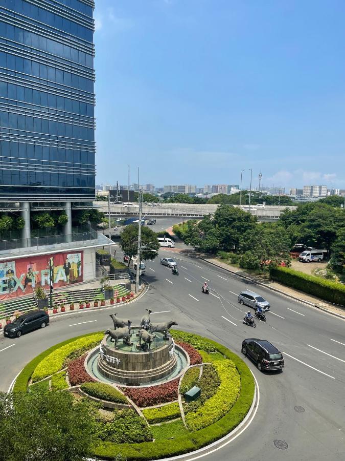 4J North Wing - 150 Newport Boulevard, Near Terminal3 Airport マニラ市 エクステリア 写真